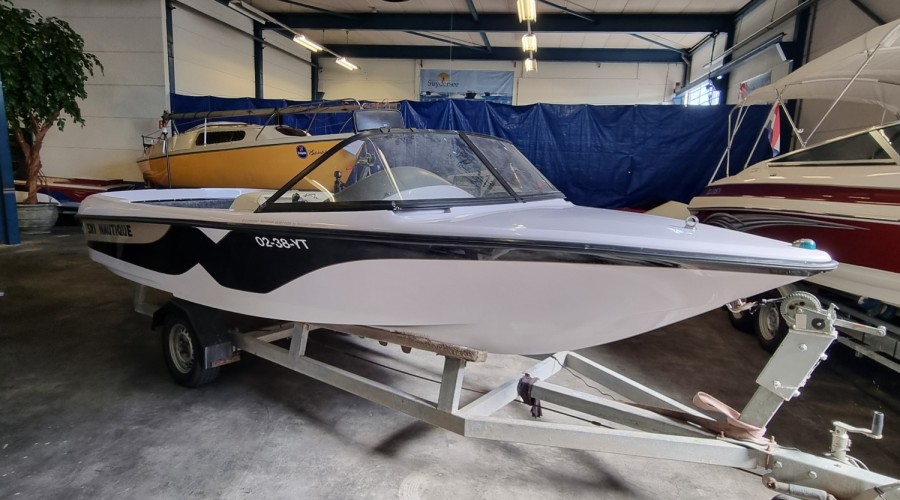 Correct Craft Ski Nautique 196 op LPG