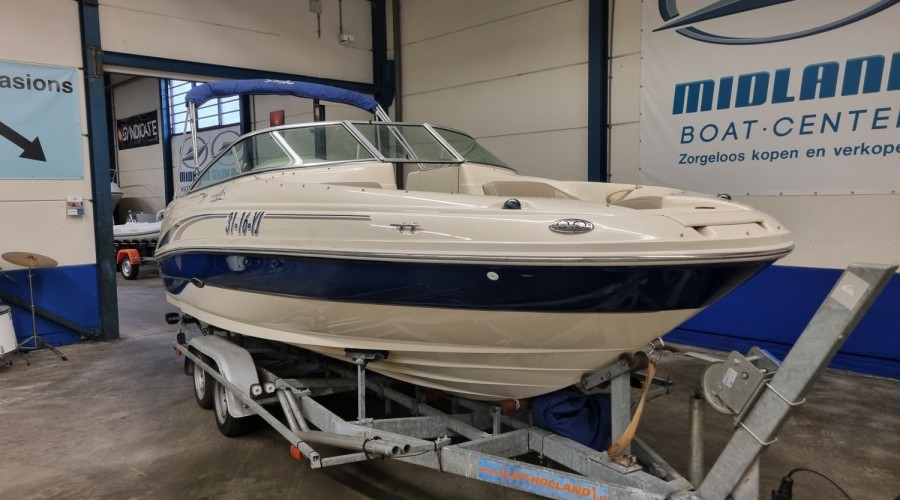 Prachtige Sea Ray 200 Sundeck op LPG en benzine