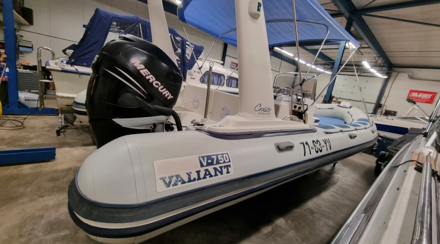 Valiant Vanguard 750 RIB