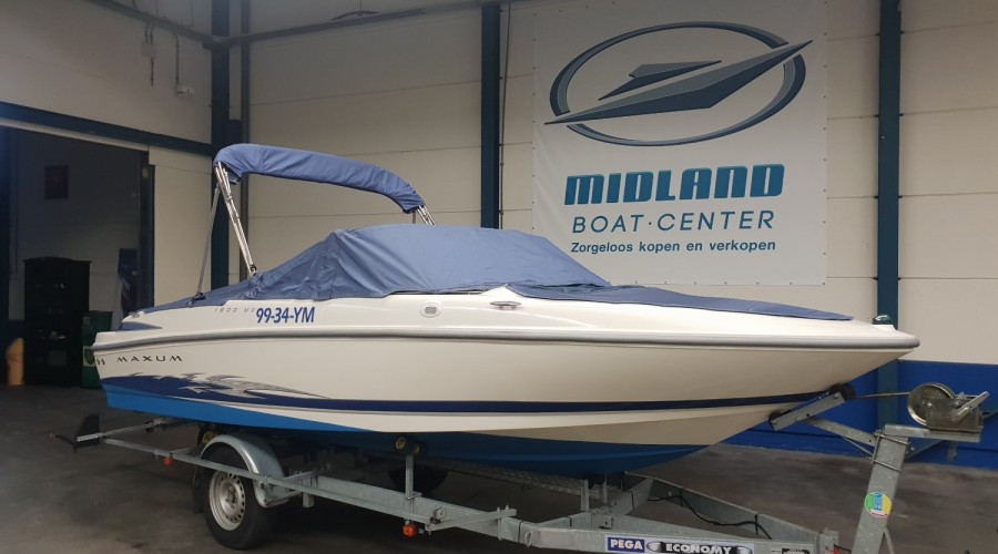 Maxum 1800 MX Bowrider