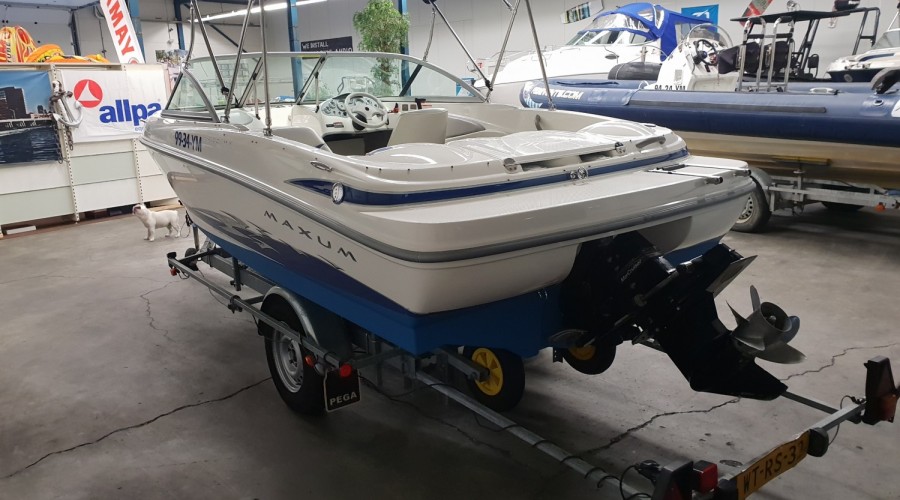 Maxum 1800 MX Bowrider